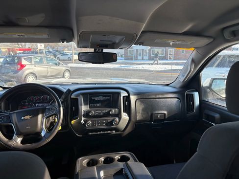 Used 2017 Chevrolet Silverado 1500 LT w/ LT Fleet Plus Package AWD/4WD image 21