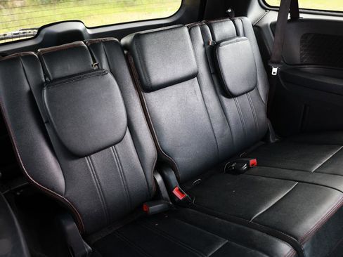 Used 2019 Dodge Grand Caravan GT image 25