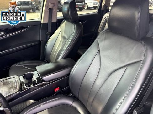 Used 2023 Lincoln Nautilus Reserve w/ Monochromatic Package AWD/4WD image 11