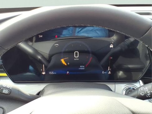 New 2026 Chevrolet Trax LT w/ Sunroof Package image 23