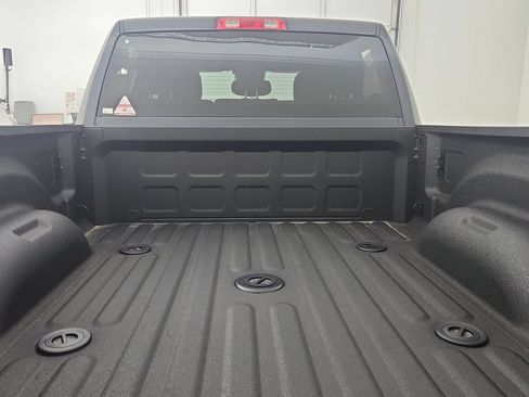 New 2026 RAM 2500 Big Horn AWD/4WD image 32