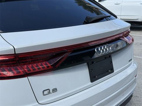 Used 2023 Audi Q8 Premium Plus w/ Premium Plus Package image 10