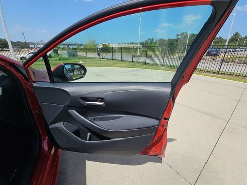 Used 2020 Toyota Corolla LE w/ LE Premium Package FWD image 20