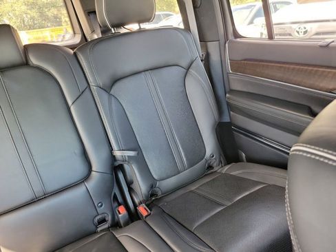 Used 2022 Jeep Grand Wagoneer Series II w/ Premium Group II image 6