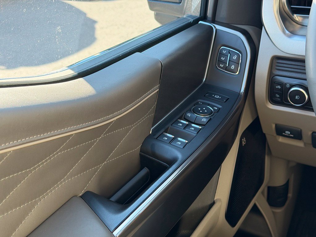 Used 2026 Ford F350 Platinum w/ Platinum Plus Package AWD/4WD image 10