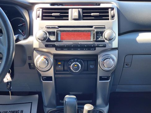 Used 2011 Toyota 4Runner SR5 image 17