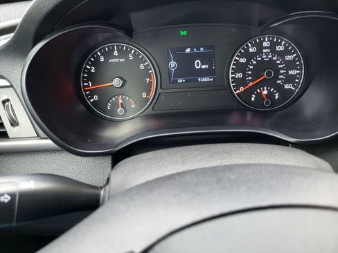 Used 2017 Kia Optima LX image 16