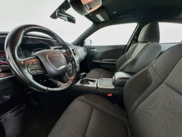 Used 2022 Dodge Charger SXT RWD image 19
