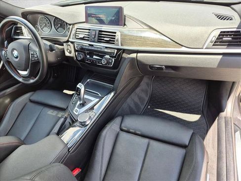 Used 2018 BMW 330e w/ Convenience Package RWD image 22