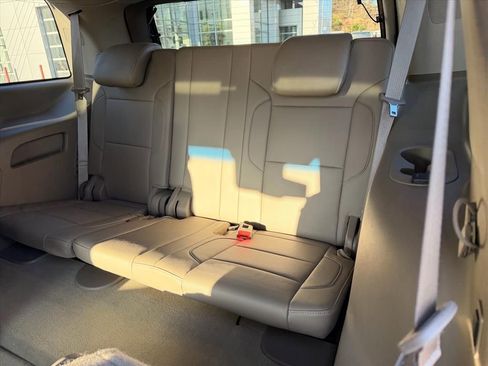 Used 2016 Chevrolet Tahoe LTZ AWD/4WD image 11