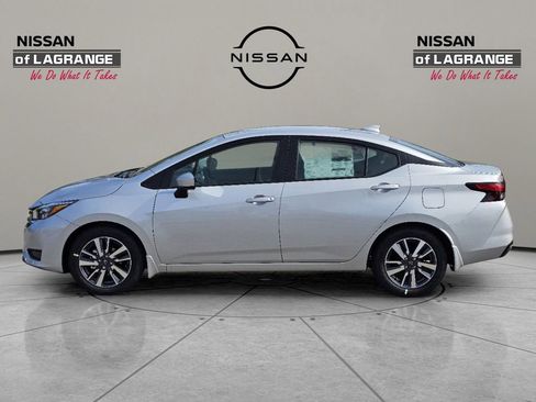 New 2025 Nissan Versa SV w/ Trunk Package FWD image 8