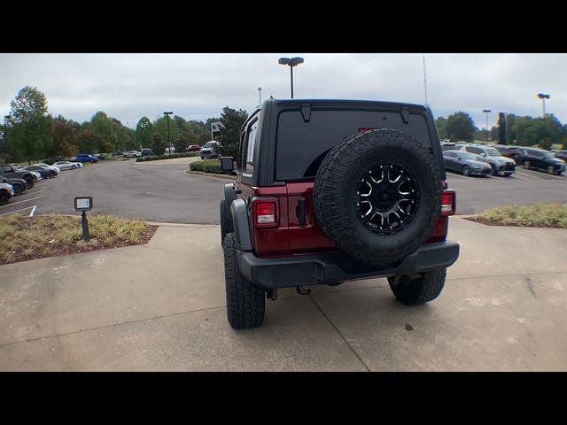 Used 2021 Jeep Wrangler Unlimited Sport AWD/4WD image 3