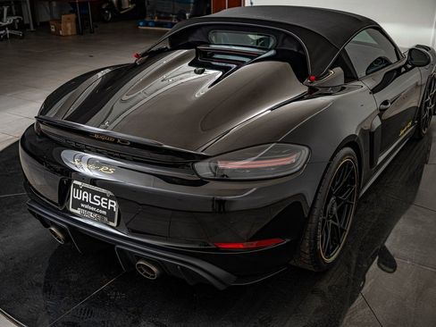 Certified 2025 Porsche 718 Boxster Spyder RS image 30