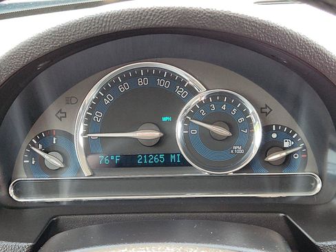 Used 2010 Chevrolet HHR LS FWD image 18