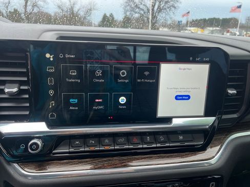 Used 2025 GMC Sierra 1500 Elevation w/ Elevation Premium Package image 17