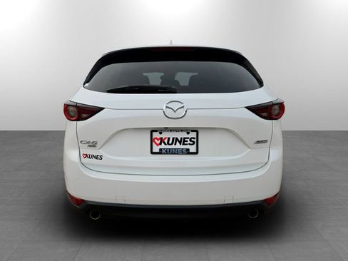 Used 2017 MAZDA CX-5 Touring w/ I-ACTIVSENSE Package image 8