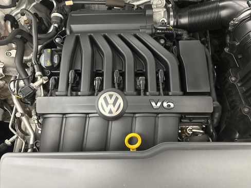 Used 2019 Volkswagen Atlas SE w/ Towing Package image 26