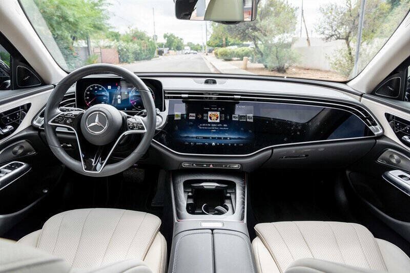 Used 2025 Mercedes-Benz E 450 4MATIC All-Terrain Wagon image 17