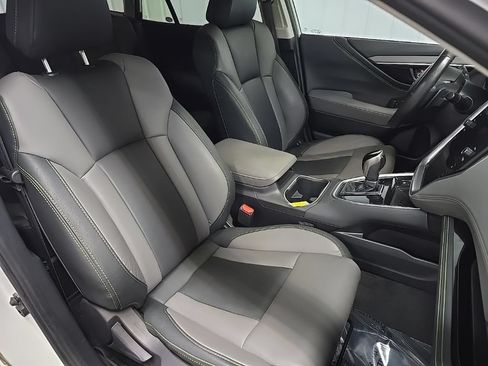 Used 2023 Subaru Outback Onyx Edition AWD/4WD image 15