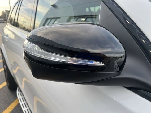 Certified 2025 Mercedes-Benz GLS 450 4MATIC image 8