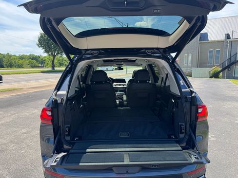 Used 2019 BMW X7 xDrive40i w/ Premium Package AWD/4WD image 25