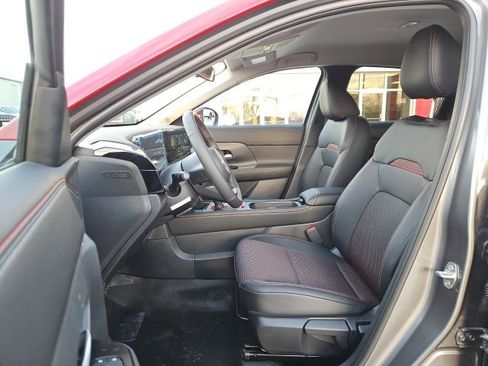 New 2026 Nissan Kicks SR image 27