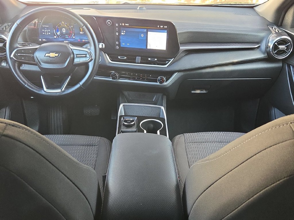 Used 2026 Chevrolet Equinox LT FWD image 26