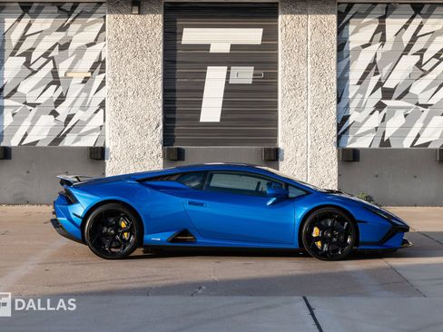 Used 2023 Lamborghini Huracan Tecnica image 18