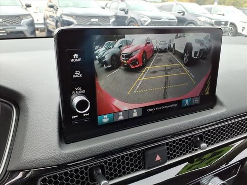 Used 2023 Honda Civic Touring image 19