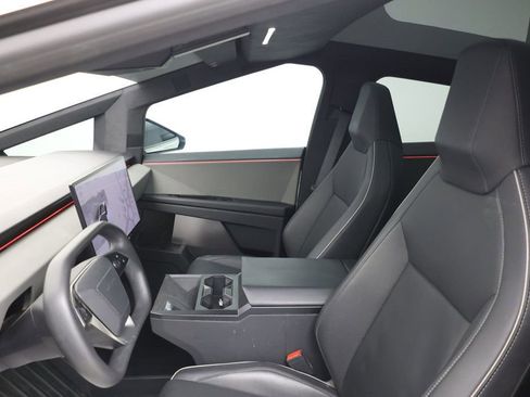 Used 2024 Tesla Cybertruck AWD Crew Cab image 23