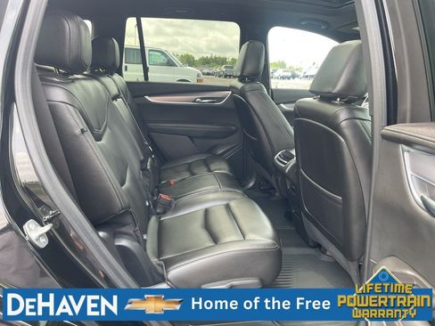 Used 2024 Cadillac XT6 Luxury w/ LPO, Floor Liner Package AWD/4WD image 28
