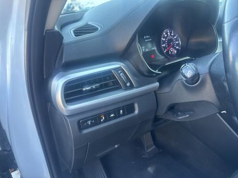 Used 2020 Kia Telluride S FWD image 13
