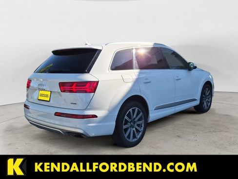 Used 2019 Audi Q7 2.0T Premium Plus AWD/4WD image 5