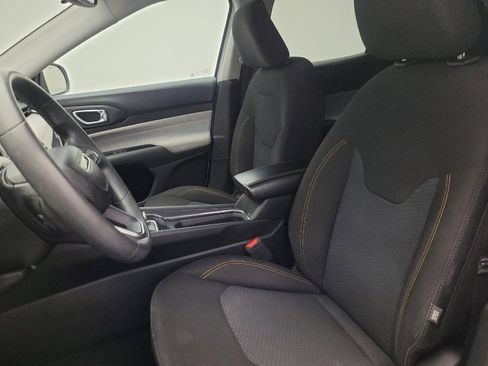 Used 2022 Jeep Compass Sport AWD/4WD image 17