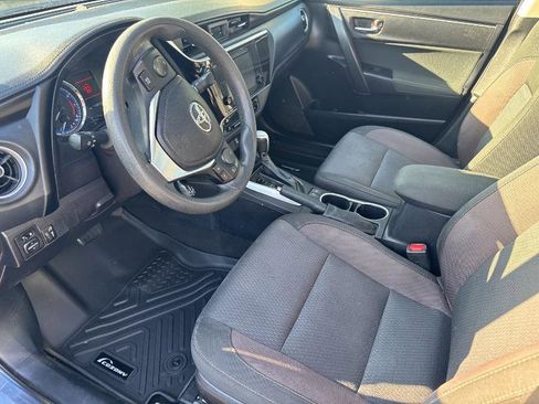 Used 2018 Toyota Corolla LE w/ LE Eco Premium Package image 9