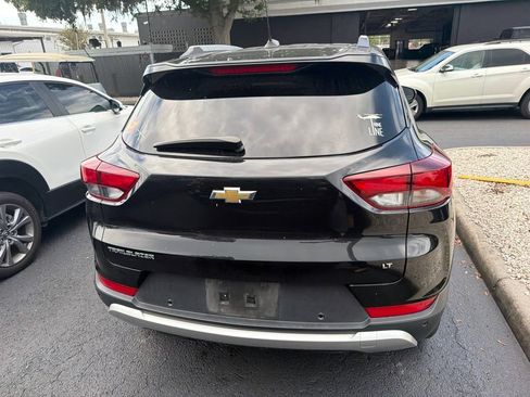 Used 2021 Chevrolet TrailBlazer LT w/ Convenience Package FWD image 5