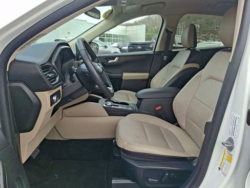 Certified 2020 Ford Escape Titanium image 13