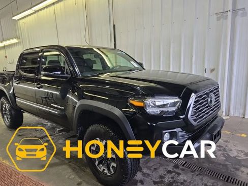 Used 2022 Toyota Tacoma TRD Off-Road w/ TRD Premium Off Road Package AWD/4WD image 1