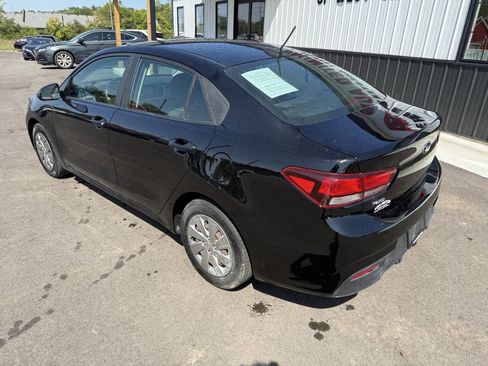 Used 2018 Kia Rio LX image 11