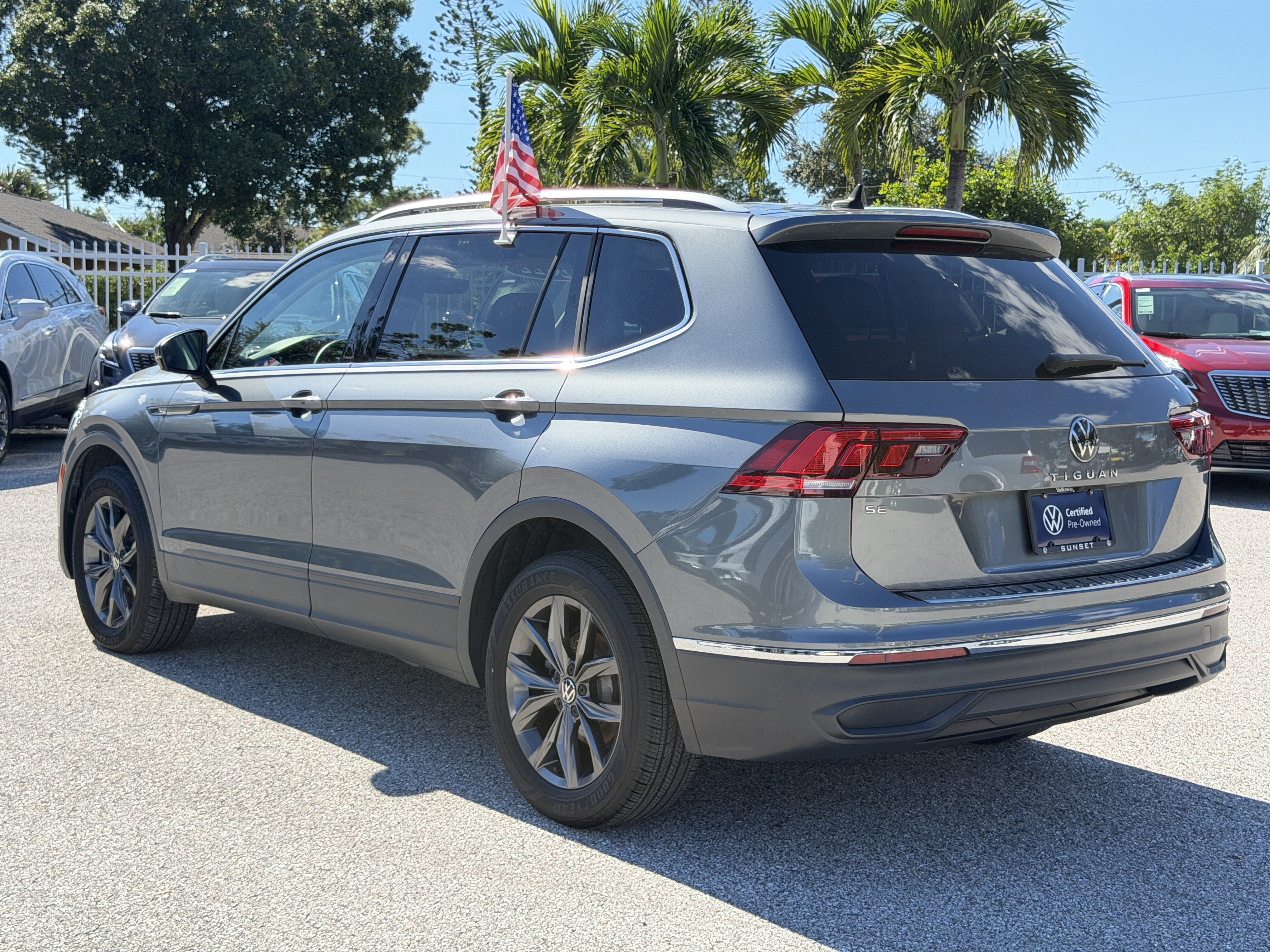 Certified 2022 Volkswagen Tiguan SE FWD image 5