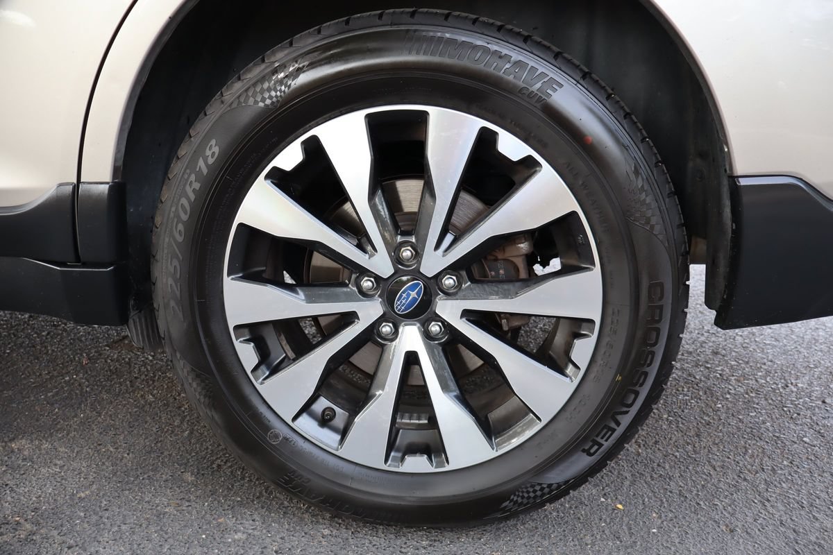 Used 2016 Subaru Outback 2.5i Limited AWD/4WD image 43