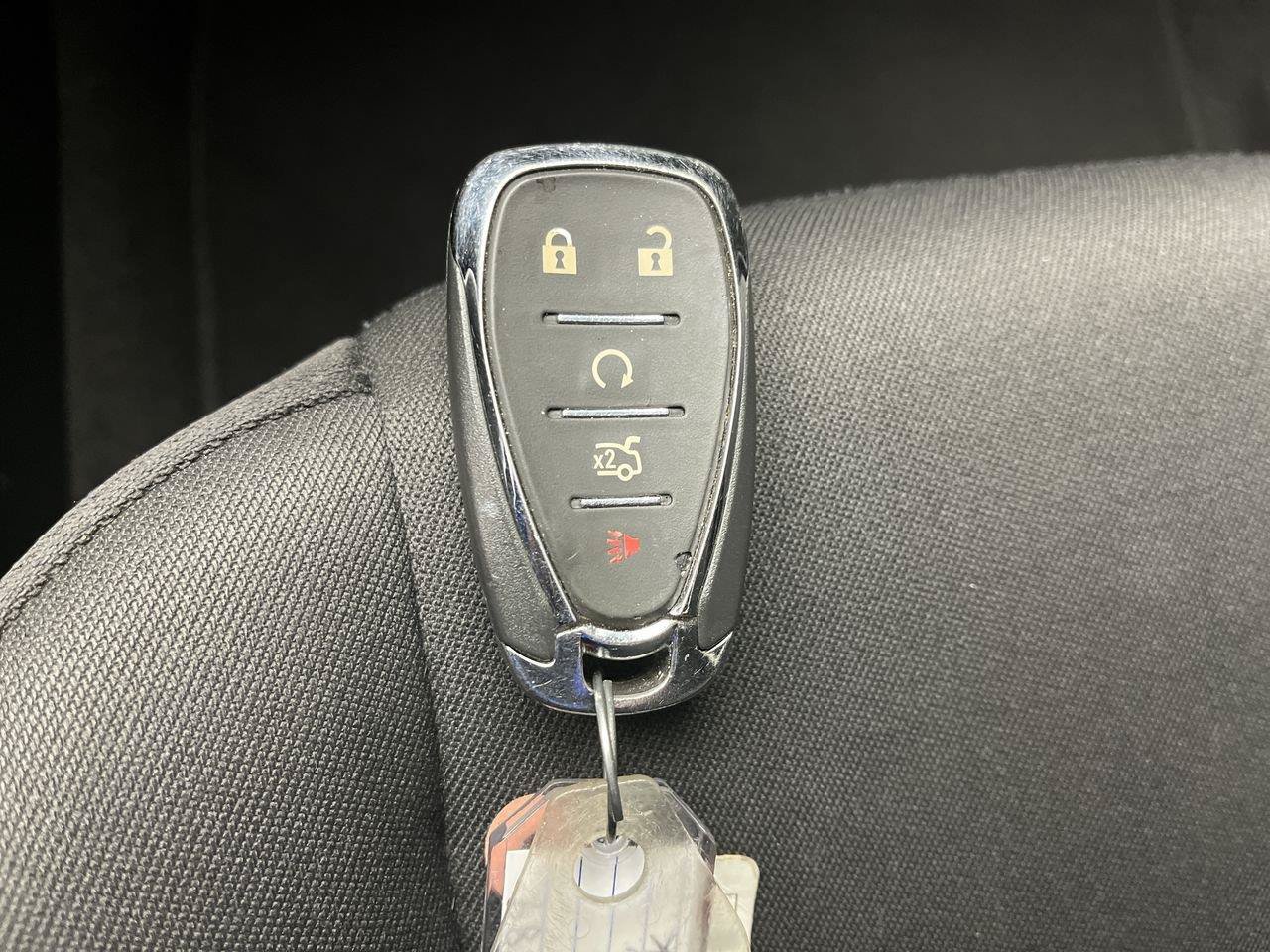 Used 2020 Chevrolet Malibu RS FWD image 24
