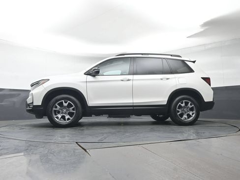 Used 2023 Honda Passport TrailSport image 31