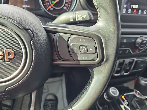 Used 2022 Jeep Gladiator Sport image 22