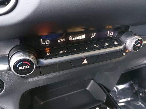 New 2025 MAZDA CX-30 AWD 2.5 S w/ Select Sport Pkg image 21