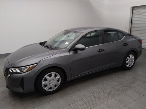 Used 2024 Nissan Sentra S FWD image 2