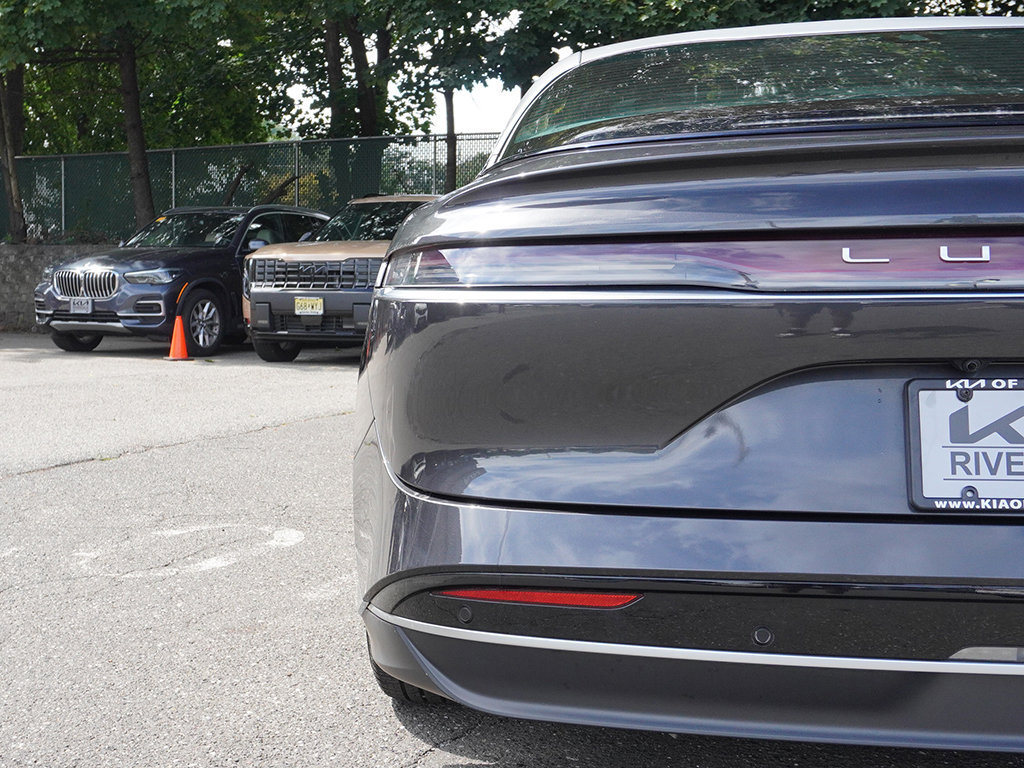 Used 2025 Lucid Air Touring AWD/4WD image 18