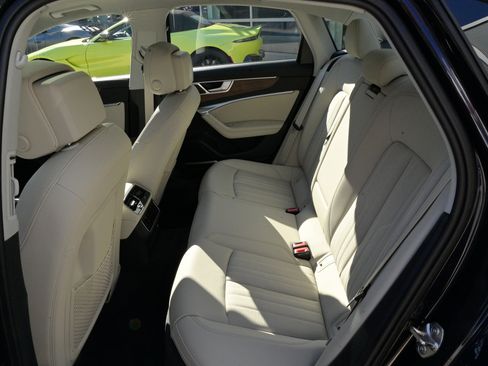 Used 2025 Audi A6 Premium Plus image 36