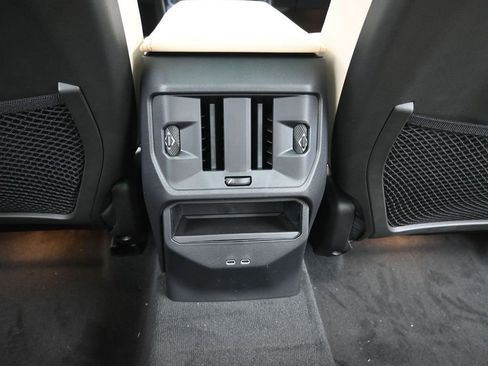 Used 2025 BMW X3 xDrive30i w/ Premium Package image 31