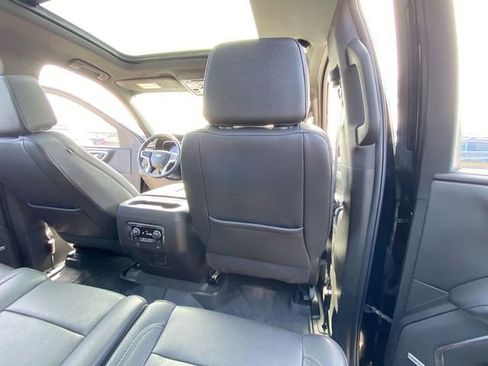 Used 2023 Chevrolet Suburban LT w/ LT Signature Plus Package image 37